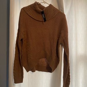 Cute crop sweater in a warm tan!